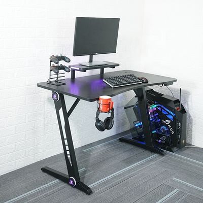 特別 ALINUNU コンピュータ デスク 現代のスタイルのゲーム用の調整可能なテーブルと椅子