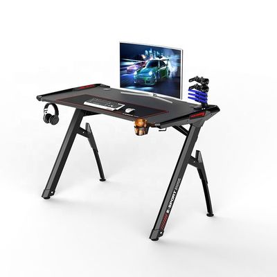 パーソナライズされたコンピュータ PC ゲーム デスクテーブル オンラインゲーム用 PU 表面材料