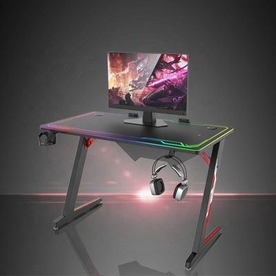 RGB照明システムと調節可能なデザインの商用家具コンピュータテーブル